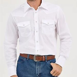 Wrangler Men's White Casual Button Down Shirt Xtra long Tails Size 17-18